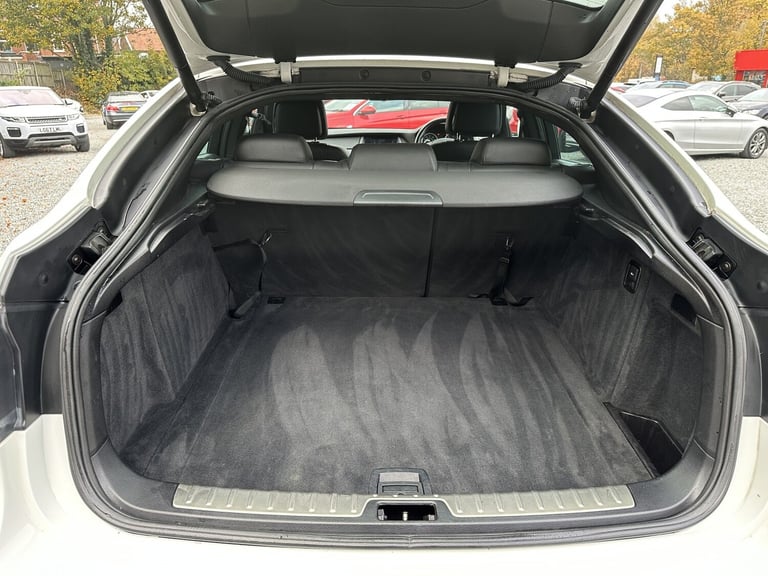 2011 BMW X6 3.0 xDrive40d Diesel Auto 4 Door Coupe White