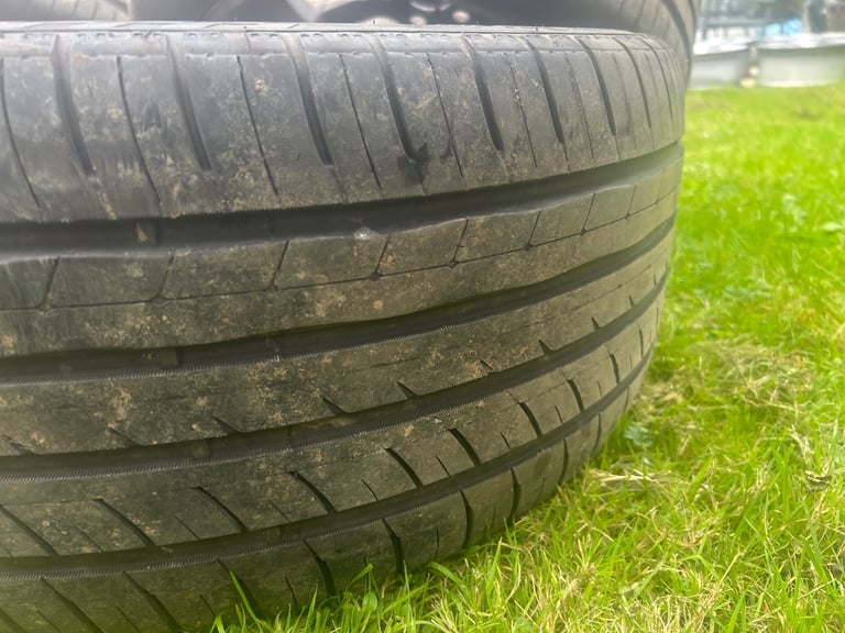 Range Rover alloys 