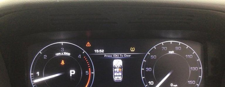 2016 Land Rover Range Rover Sport 3.0 SD V6 HSE Dynamic SUV 5dr Diesel Auto 4WD Euro 6 (s/s) (306...