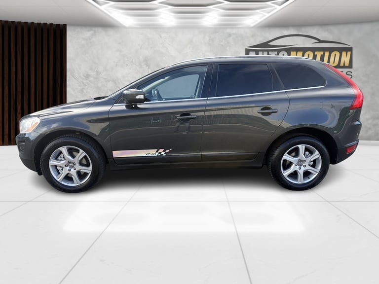 VOLVO XC60 2.0 D3 SE Lux 2010
