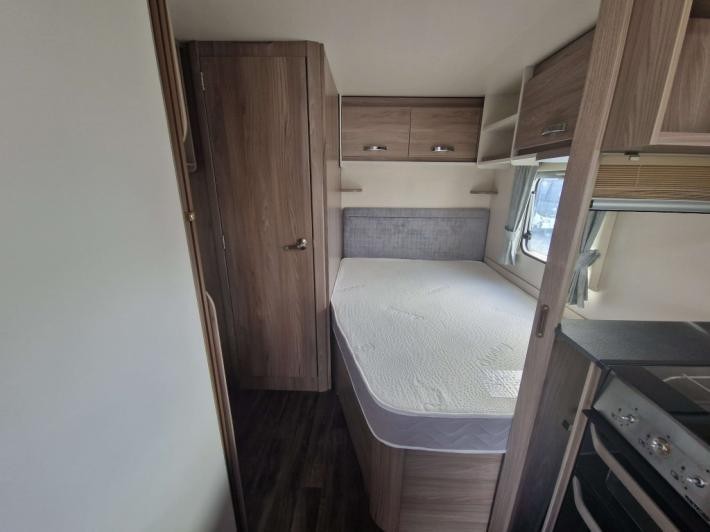 2023 Sprite Quattro FB Used Caravan
