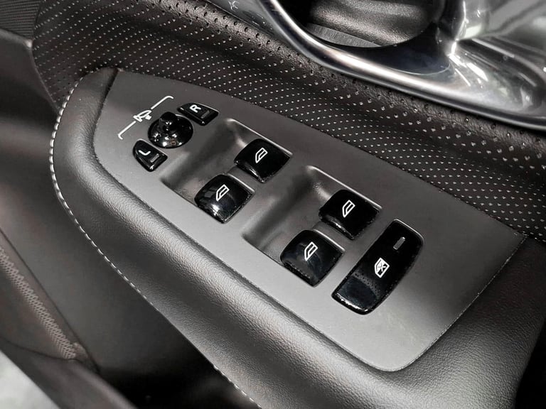 2020 Volvo XC90 R-Design T8 Twin Engine AWD ESTATE Petrol/Electric Hybrid Automatic