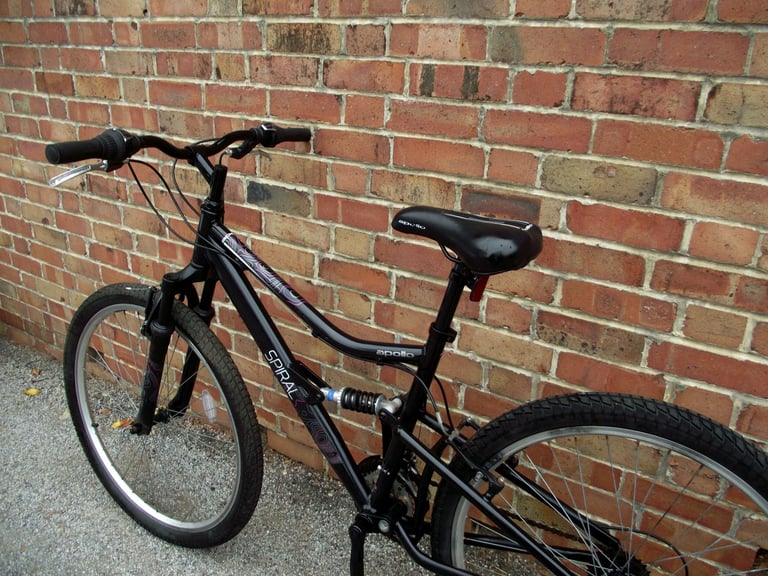 APOLLO SPIRAL 27.5 MOUNTAIN BIKE FOR SALE.CLEAN CONDITION.(FULLY SERVICED)
