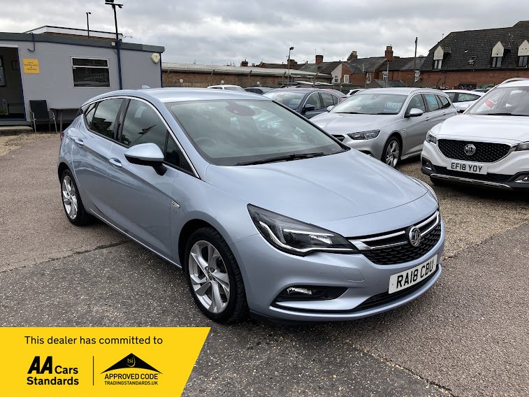image for VAUXHALL ASTRA 1.4 i Turbo SRi Nav Automatic 2018