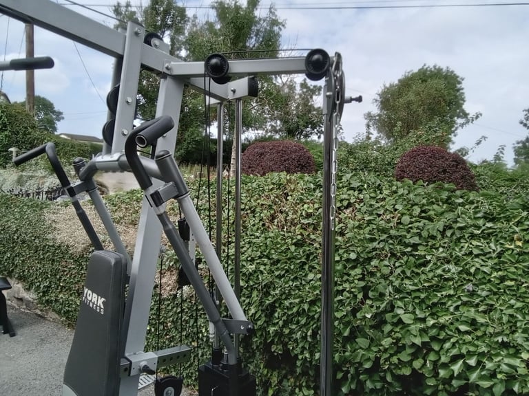 York G560 Multi Gym and Accessories with 100Kg Steel Stack Load