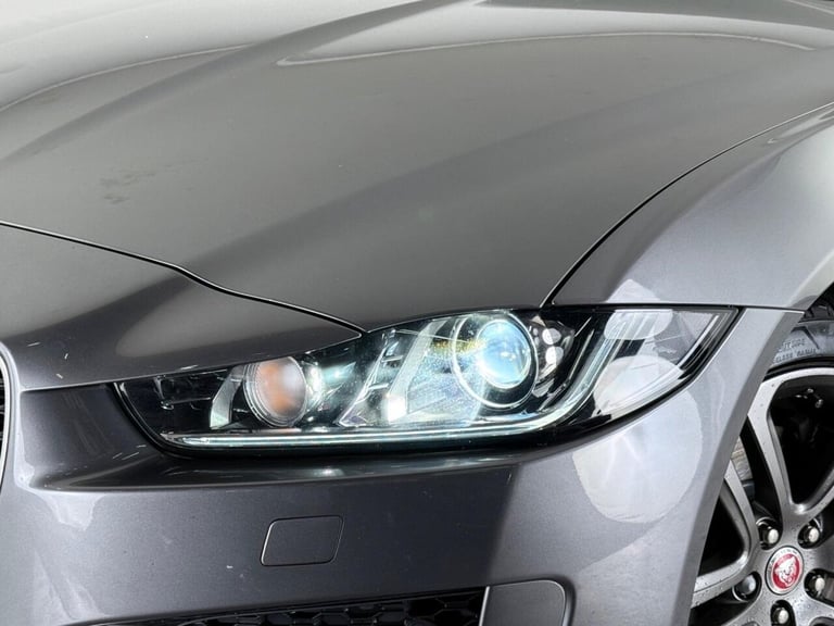 2018 Jaguar XE 2.0i GPF R-Sport Auto Euro 6 (s/s) 4dr Saloon Petrol Automatic