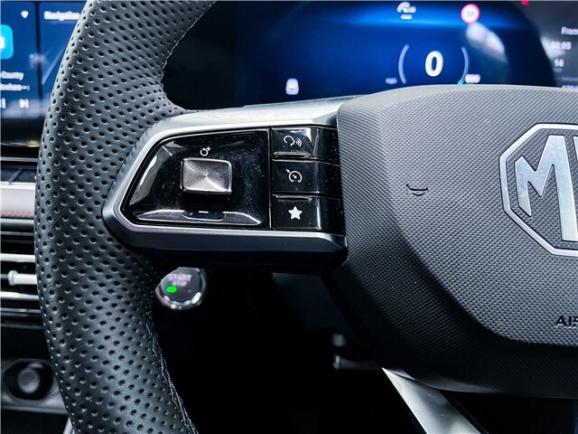 2025 MG MG HS 1.5 T-GDI Trophy 5dr Hatchback Petrol Manual