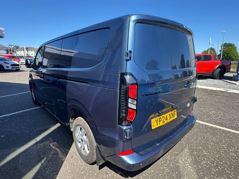 2024 Ford Transit Custom 2.0 EcoBlue 136ps L2 H1 Limited Panel Van DIESEL Manual