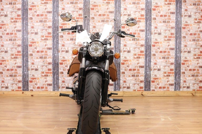 2016 INDIAN SCOUT - 11,274 MILES - INDIAN STAGE 1 EXHAUST, PANNIERS AND SCREEN