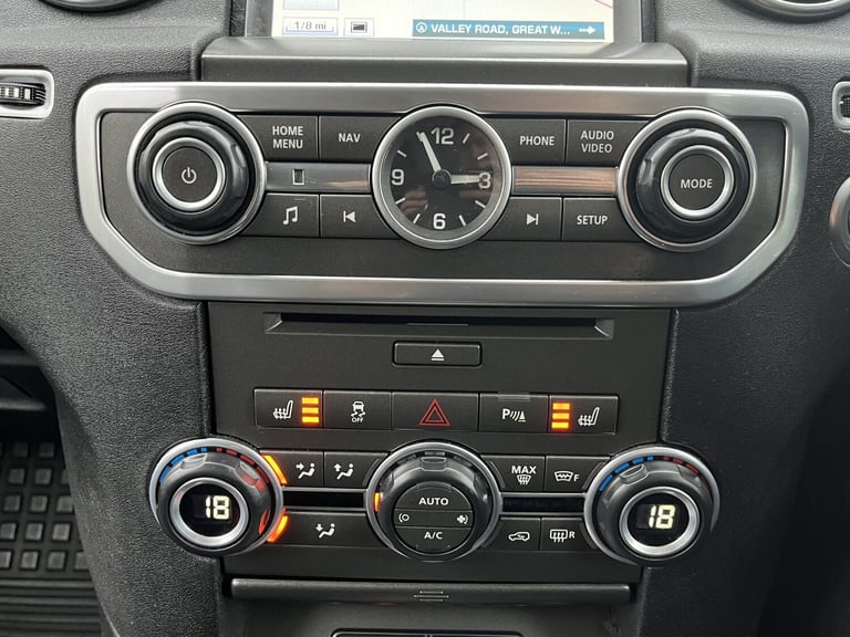 LAND ROVER DISCOVERY 4 3.0 SD V6 XS 2014