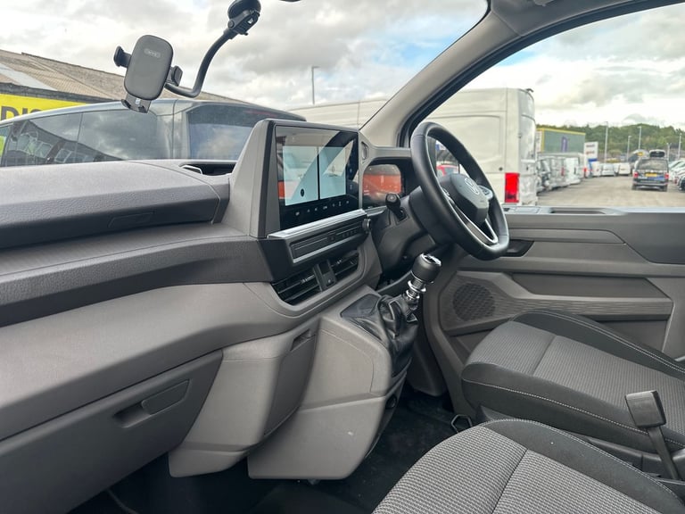  Volkswagen Transporter Panel Van 2.0 Tdi T28 Commerce Plus Panel Van 5dr