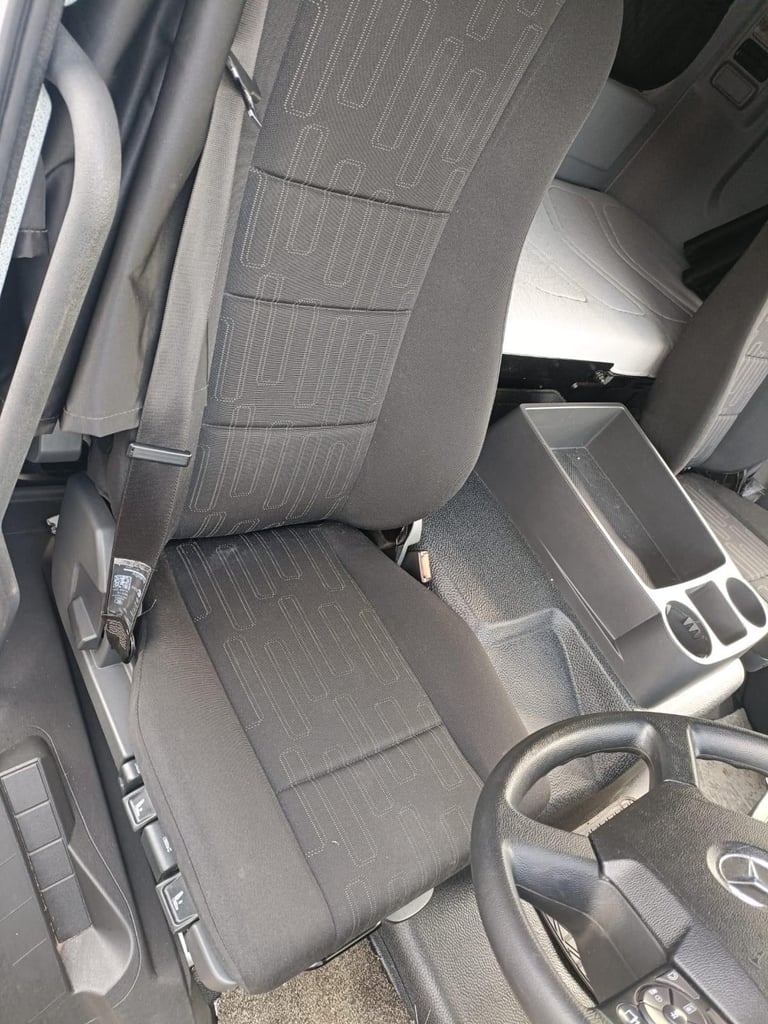 MERCEDES ATEGO 818, 2020 20, DROPWELL BOX