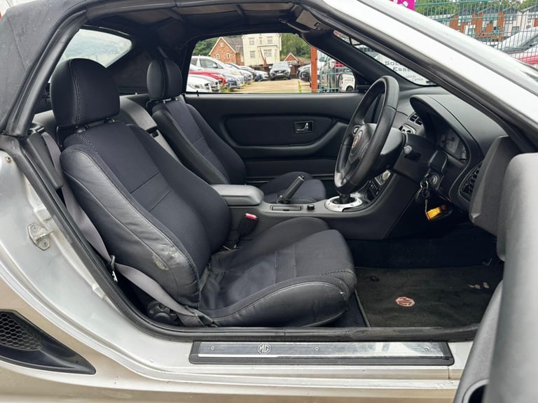 2004 MG MGF 1.6 2dr CONVERTIBLE Petrol Manual
