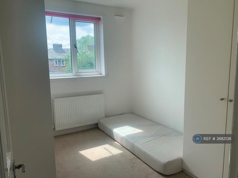 3 bedroom house in Mauldeth Road West, Withington, Manchester, M20 (3 bed) (#2682138)