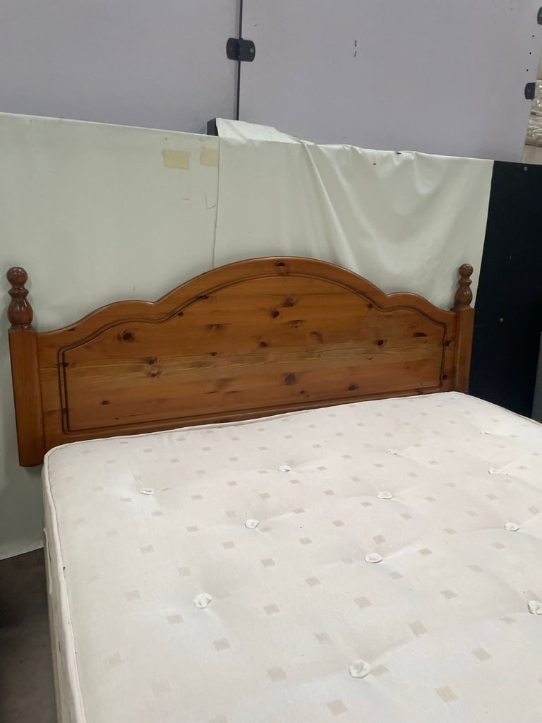 King Size Divan Set - Wooden Headboard and Mattress Included