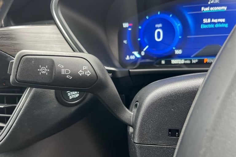 2024 Ford Kuga 2.5 Duratec 14.4kWh Vignale SUV 5dr Petrol Plug-in Hybrid CVT Euro 6 (s/s) SUV Hyb...