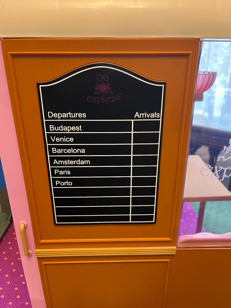 Our Generation Dolls Train Cabin