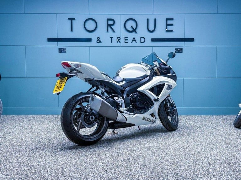 2009 09 SUZUKI GSX-R600 TRIBAL LTD EDITION 599CC - LOW MILES - JUST 2 OWNERS