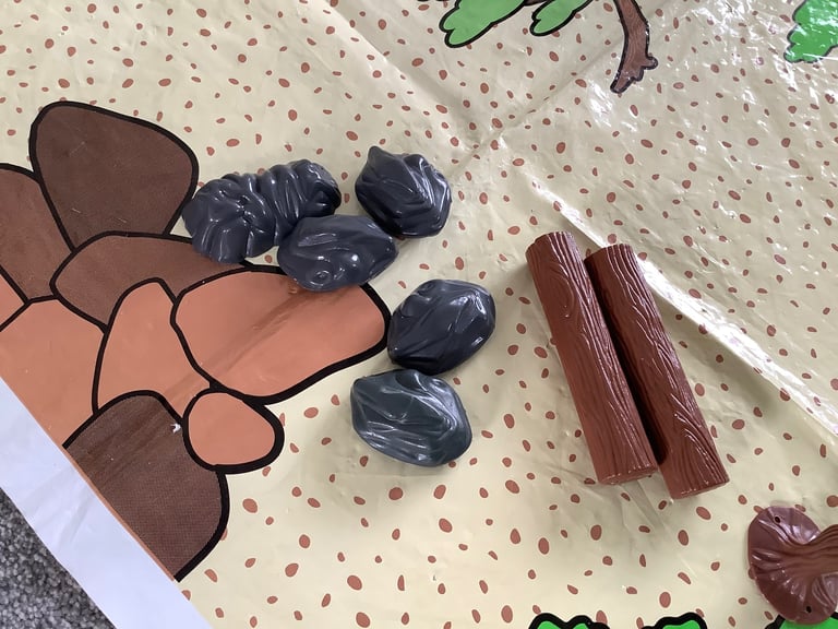 Playmobil Set 4175 Adventure Amphibian Vehicle & Deinonychus - plus extras!