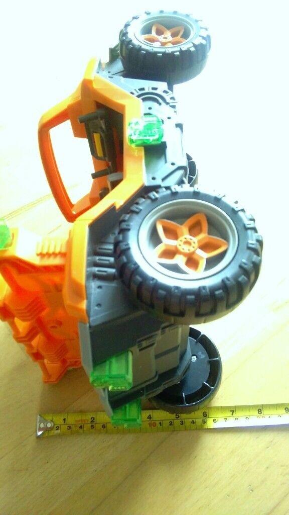 UNISEX Early Learning Centre toy car with sounds, taking and lights