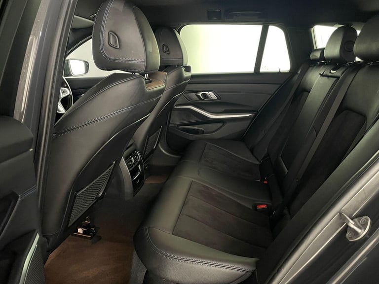 2022 BMW 3 Series 2.0 330e 12kWh M Sport Touring Auto xDrive Euro 6 (s/s) 5dr ESTATE Petrol/Elect...