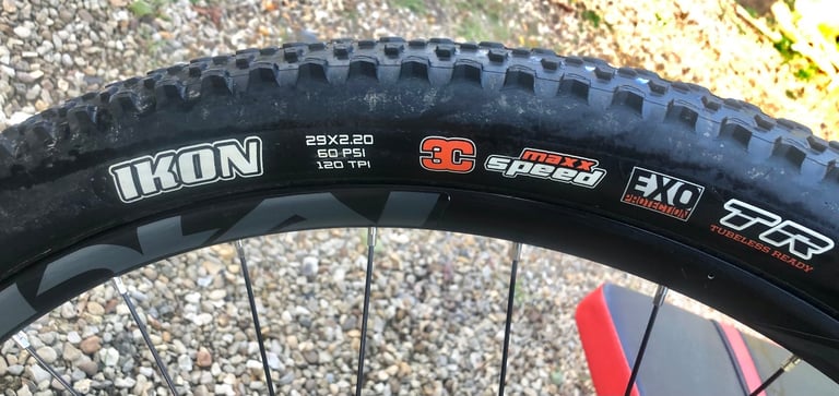 Whyte 29C carbon cross country mountain bike