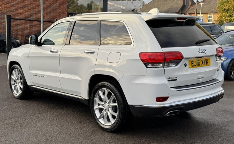 2016 Jeep Grand Cherokee 3.0 V6 CRD Summit SUV 5dr Diesel Auto 4WD Euro 6 (247 bhp) ESTATE Diesel...