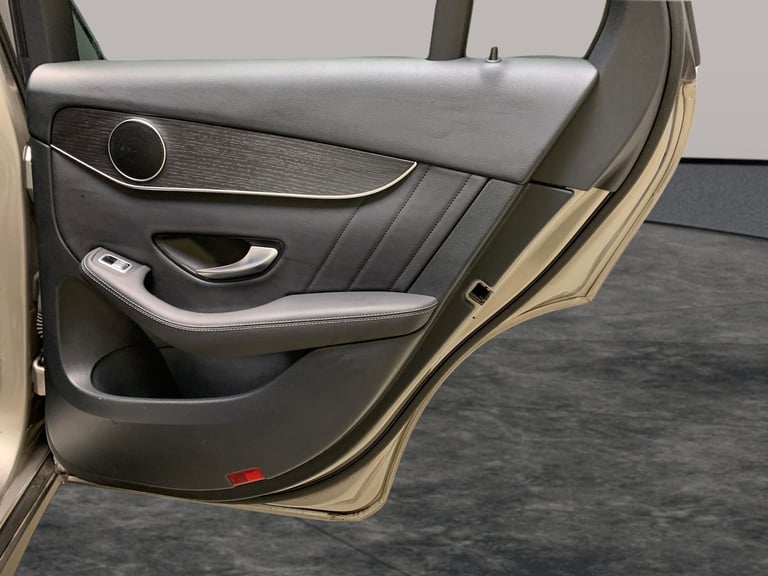 2020 Mercedes-Benz GLC 2.0 GLC220d AMG Line SUV 5dr Diesel G-Tronic+ 4MATIC Euro 6 (s/s) (194 ps)...