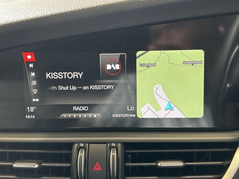 2018 Alfa Romeo Giulia 2.0T Veloce Saloon 4dr Petrol Auto Euro 6 (s/s) (280 ps) Saloon Petrol Aut...