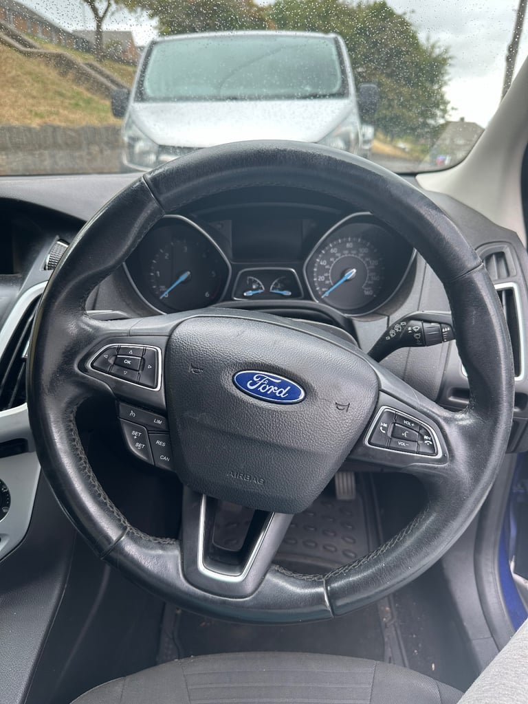 Ford, FOCUS, Hatchback, 2014, Manual, 1560 (cc), 5 doors