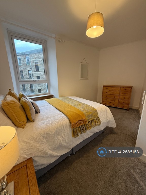 2 bedroom flat in Hastie Street, Glasgow, G3 (2 bed) (#2685168)