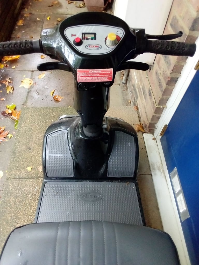 mobility scooter 