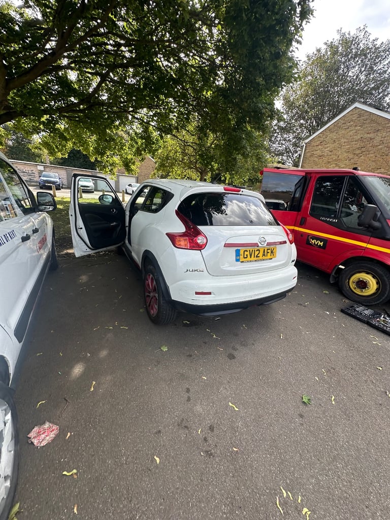 Nissan, JUKE, Hatchback, 2012, Manual, 1461 (cc), 5 doors