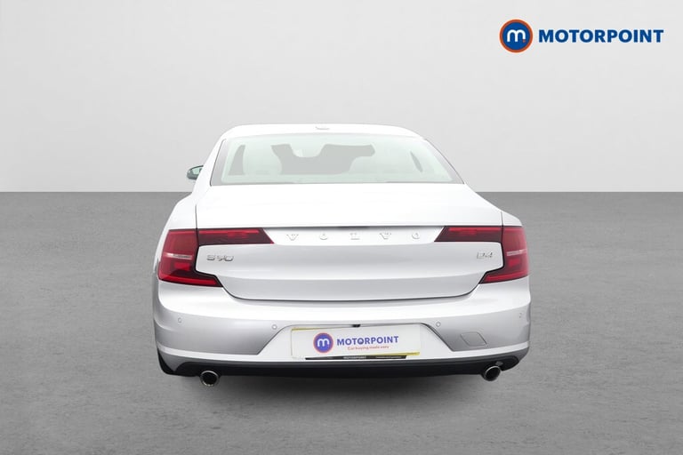 2019 Volvo S90 2.0 D4 Momentum 4dr Geartronic Saloon Diesel Automatic
