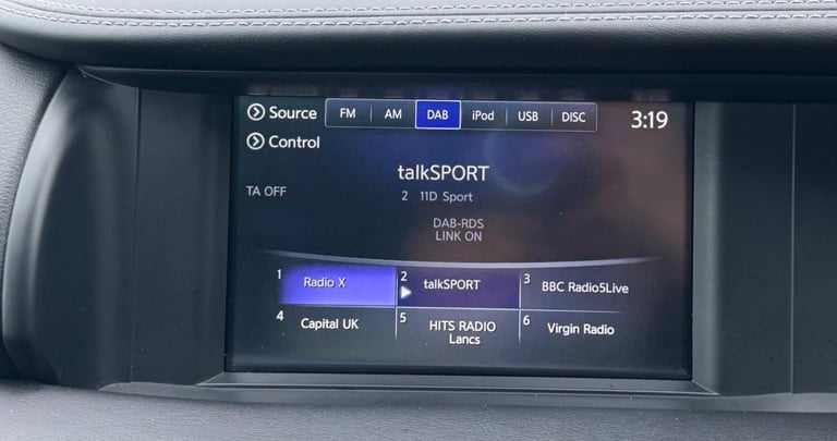 2016 Infiniti Q30 2.2d Premium DCT Euro 6 (s/s) 5dr HATCHBACK Diesel Automatic