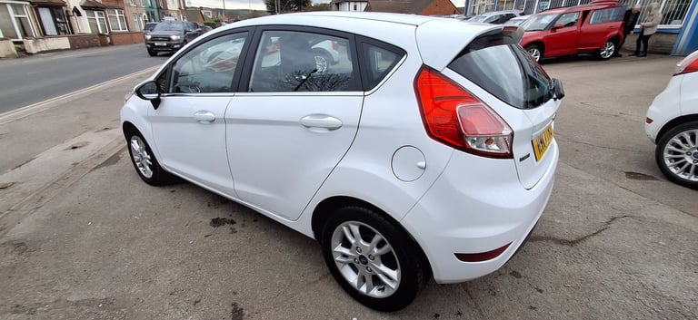 2017 Ford Fiesta 1.0 EcoBoost Zetec 5dr HATCHBACK Petrol Manual