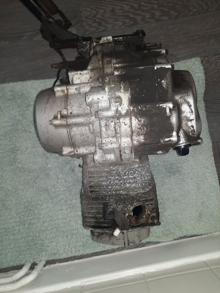 Bargain price Replacment Honda cbf 125 engine and starter motor 