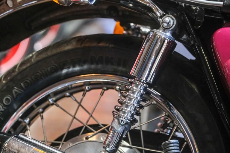 Suzuki GT750 "Kettle" Fully Restored Example