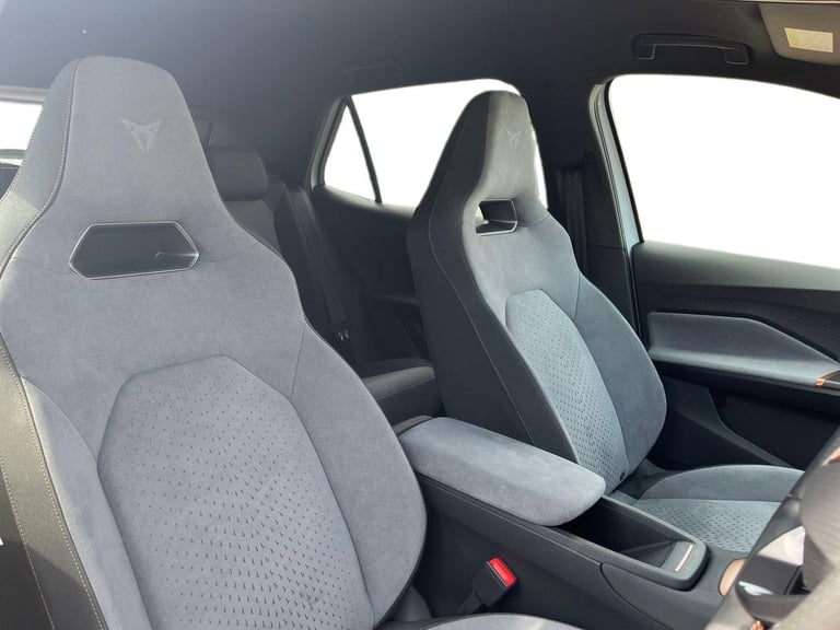  Cupra Born E Boost 59kwh V3 Hatchback 5dr Electric Auto 230 Ps Electric