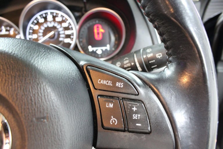 2014 Mazda Mazda6 2.0 SKYACTIV-G SE-L Nav Tourer Euro 5 (s/s) 5dr ESTATE Petrol Manual