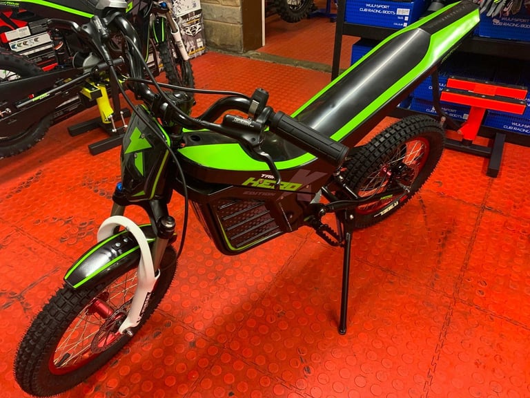 KUBERG ELECTRIC TRIALS HERO OFF ROAD BIKE AGE 5-12 YEARS 