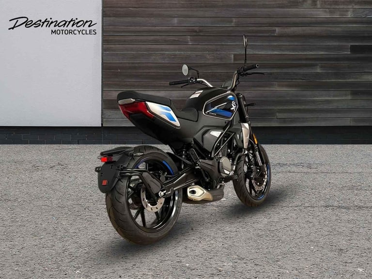 2025 Cf Moto Cl-X 300CL-X Petrol black 6 Speed