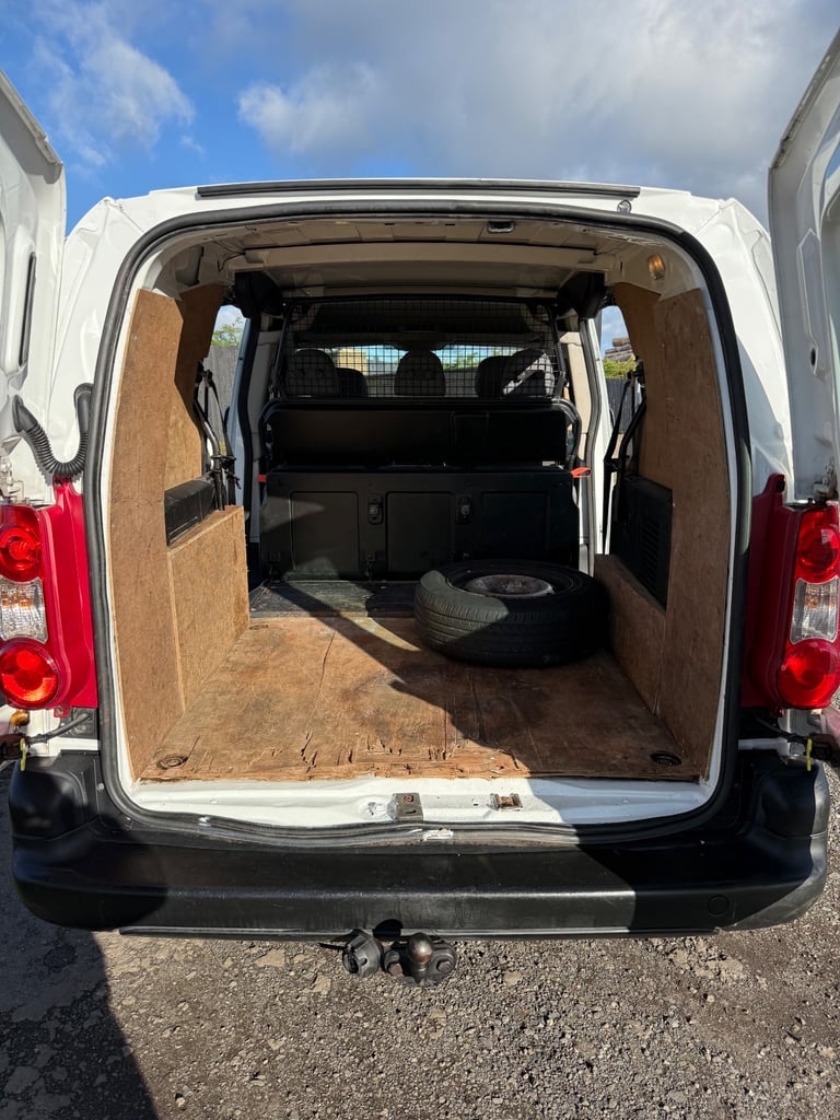 Peugeot, PARTNER, Panel Van, 2011, Manual, 1560 (cc)