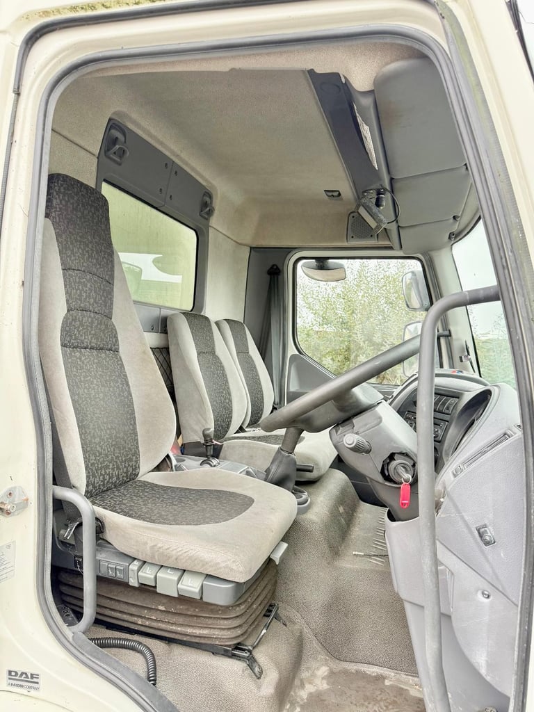 2008 DAF LF45.220 EXHIBITION BUS CAMPER MOTORHOME RACEVAN PROJECT 70,000 MILES