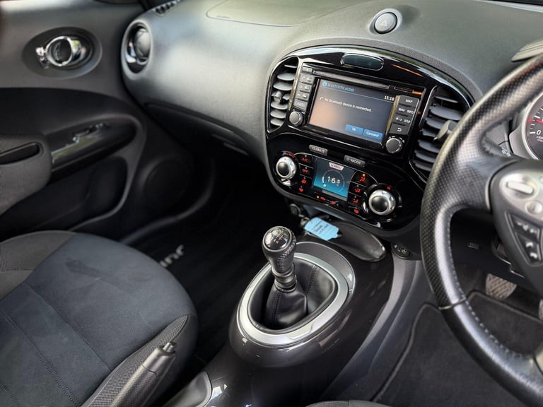 2017 Nissan Juke 1.2 DiG-T N-Connecta 5dr HATCHBACK PETROL Manual