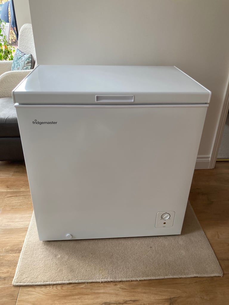 Chest freezer