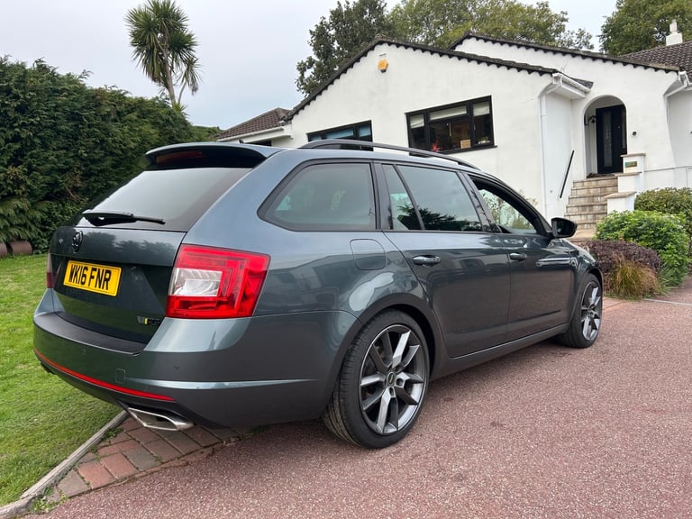 2016 Skoda Octavia 2.0 TDI CR vRS 5dr ESTATE Diesel Manual