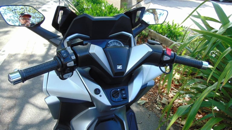 Honda NSS 300 A-K FORZA 2019 AUTOMATIC SCOOTER FSH FAST ECONMICAL ULEZ 