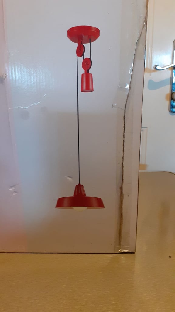 NEW PULLY LIGHT WEIGHTED LAMP