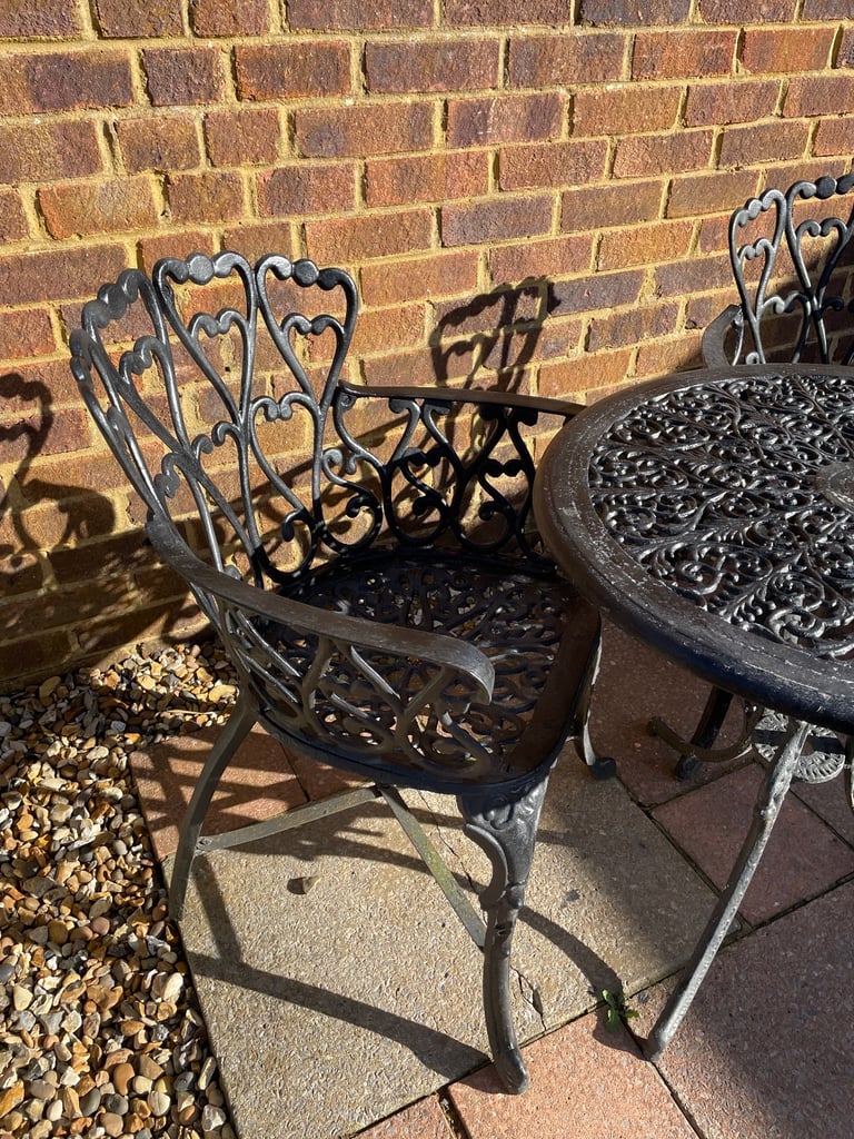 Vintage Metal Garden Table and Chairs Patio Furniture 